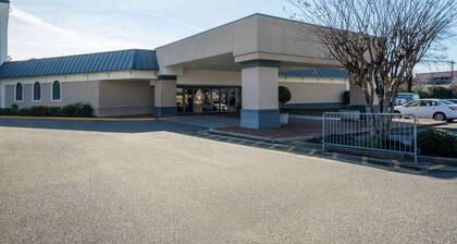 Travelodge by Wyndham Memphis Airport/Graceland