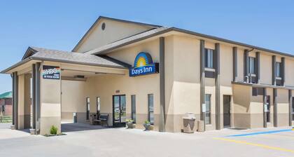 Days Inn by Wyndham Colby