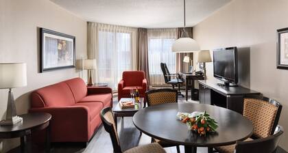 Les Suites Hotel Ottawa