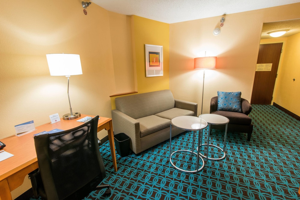 Fairfield Inn and Suites By Marriott Chesapeake