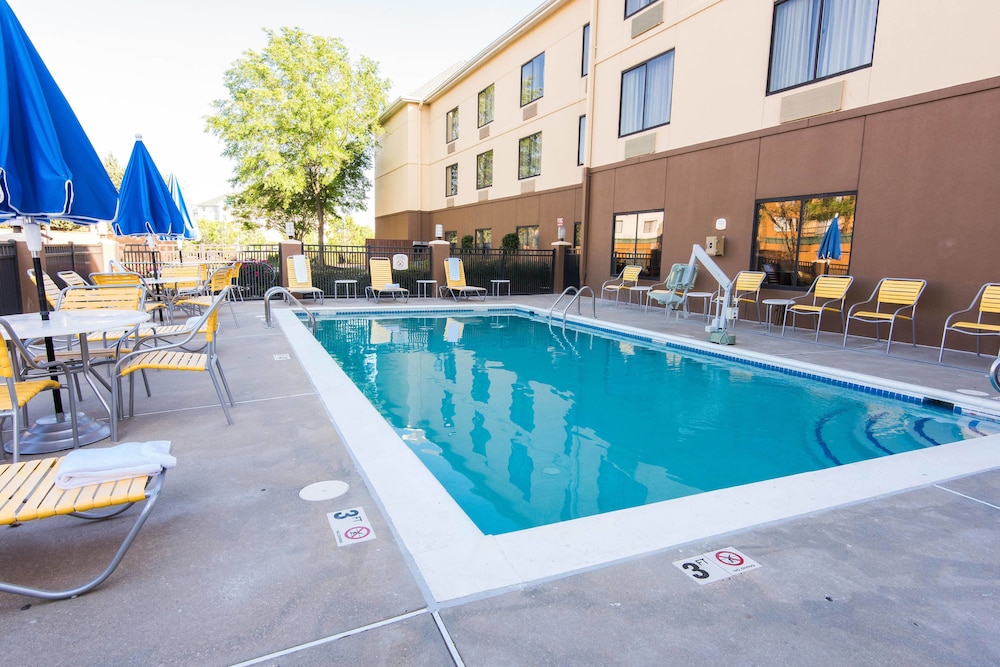 Fairfield Inn and Suites By Marriott Chesapeake