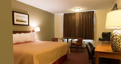 Marina Inn & Suites Chalmette - New Orleans