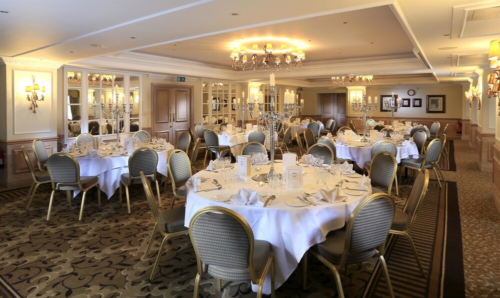 Ballroom, Macdonald Compleat Angler