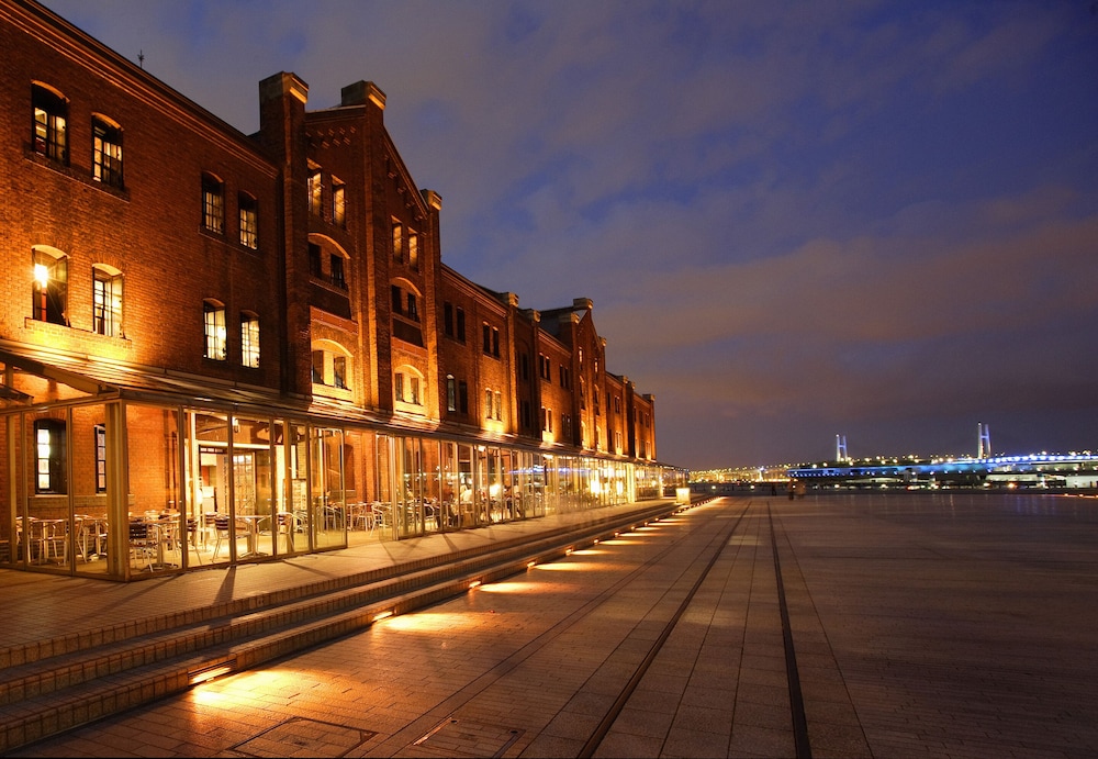 Shopping mall, InterContinental Yokohama Grand, an IHG Hotel