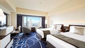 Minibar, in-room safe, desk, blackout drapes