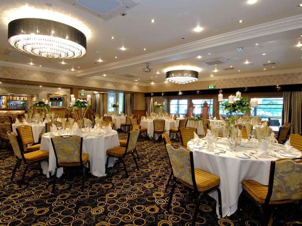 Warrington Fir Grove Hotel, Sure Hotel Collection by BW