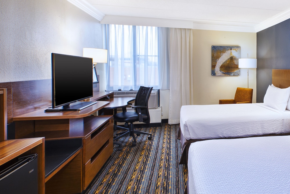 Fairfield by Marriott Inn & Suites Herndon Reston