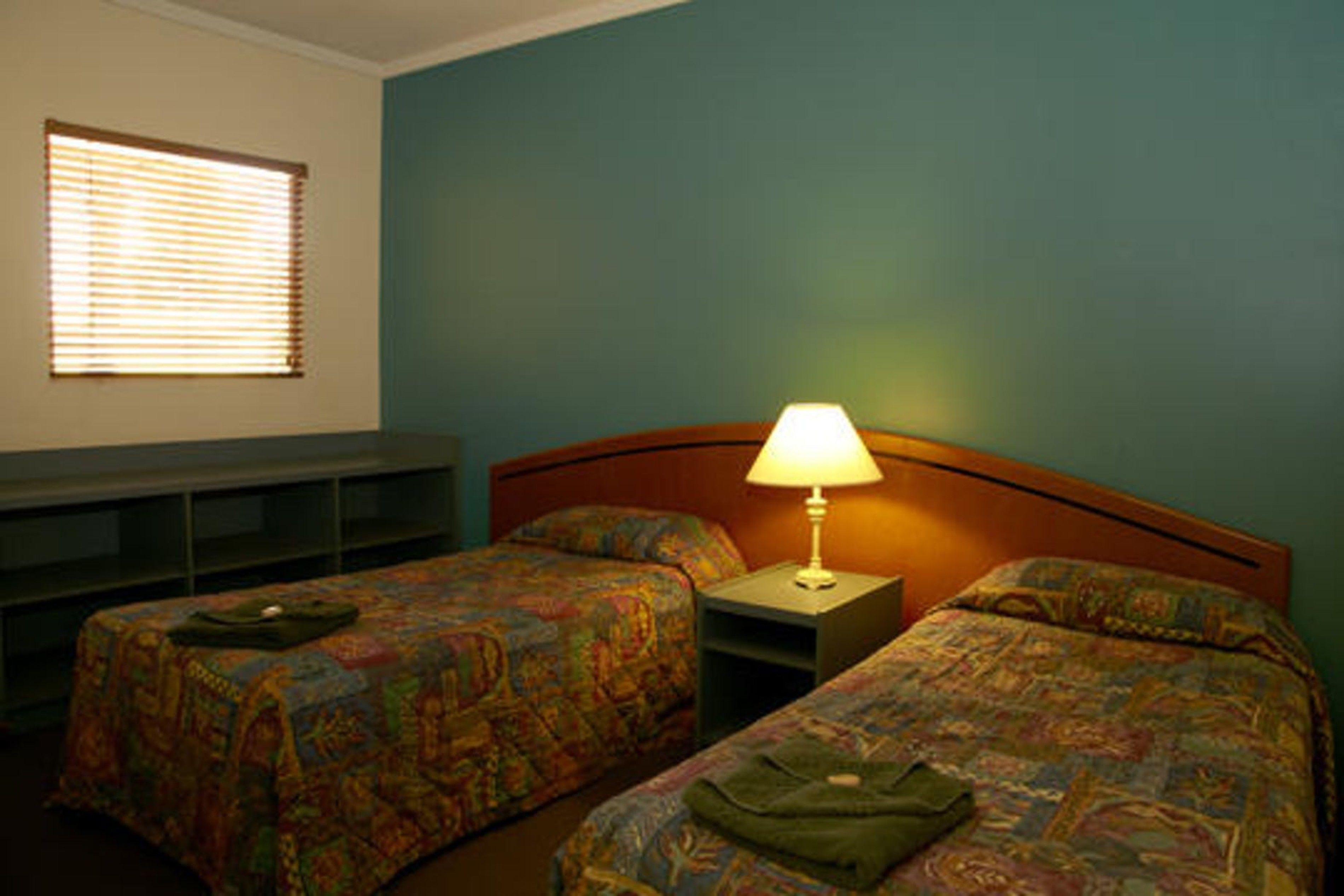 Seasons Hotel Newman