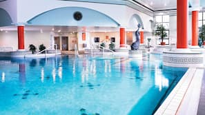 4 piscines couvertes