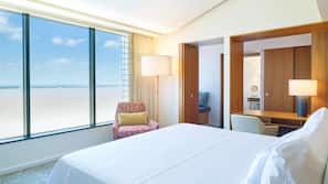 Premium bedding, pillowtop beds, minibar, in-room safe