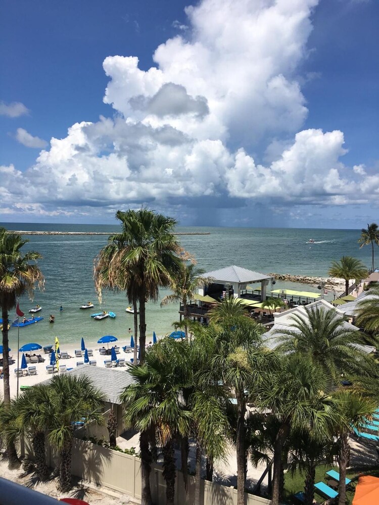 Beach, Gulfview Hotel on the Beach