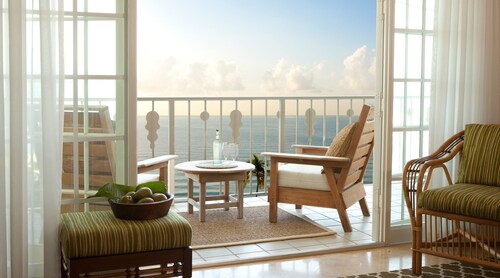 Ocean Key Resort - A Noble House Resort