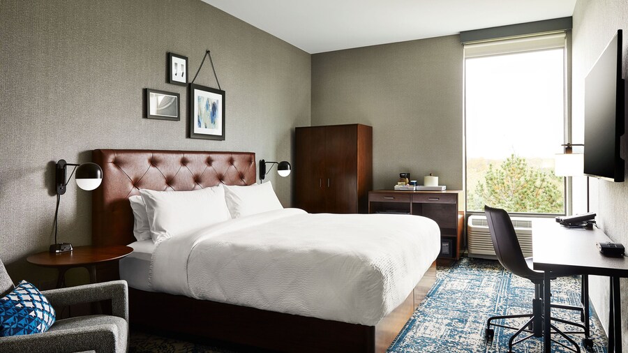 Four Points by Sheraton Chicago Westchester/Oak Brook