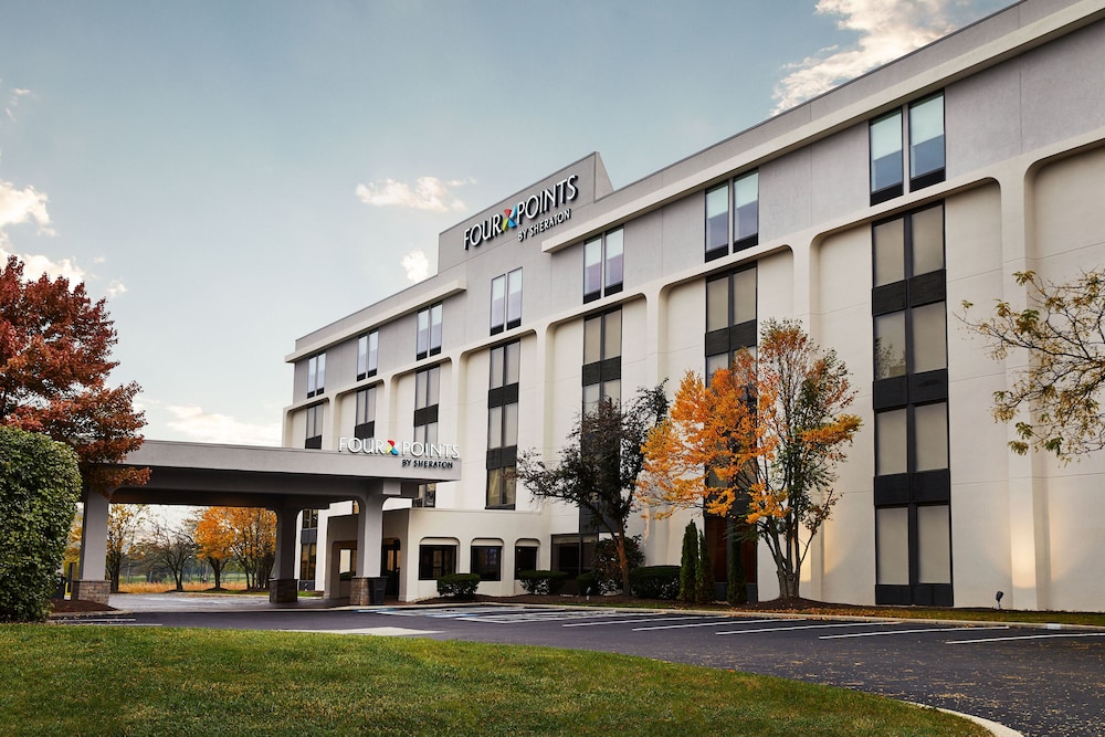 Four Points by Sheraton Chicago Westchester/Oak Brook