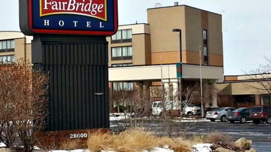 Fairbridge Hotel Cleveland East