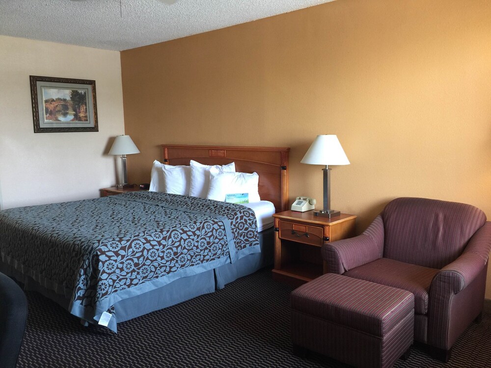 Days Inn By Wyndham Yuma In Hotel Rates Reviews On Orbitz Days Inn By Wyndham Yuma 2 0 Out Of 5