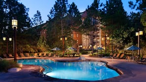 2 outdoor pools, pool umbrellas, sun loungers