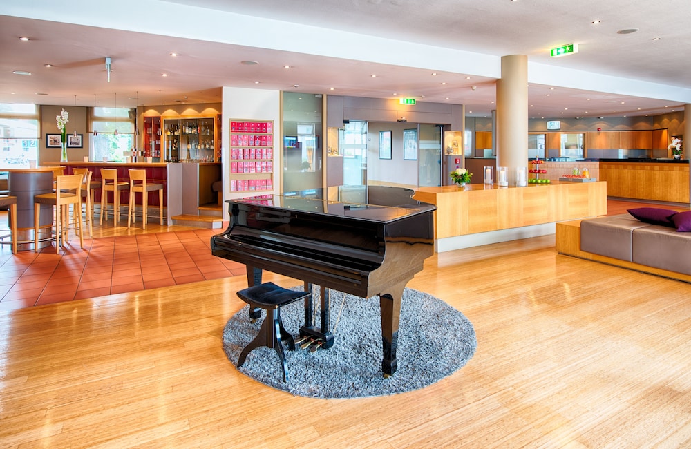 Lobby, Leonardo Hotel Hamburg Airport