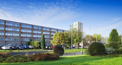 Holiday Inn London-Gatwick Airport, an IHG Hotel