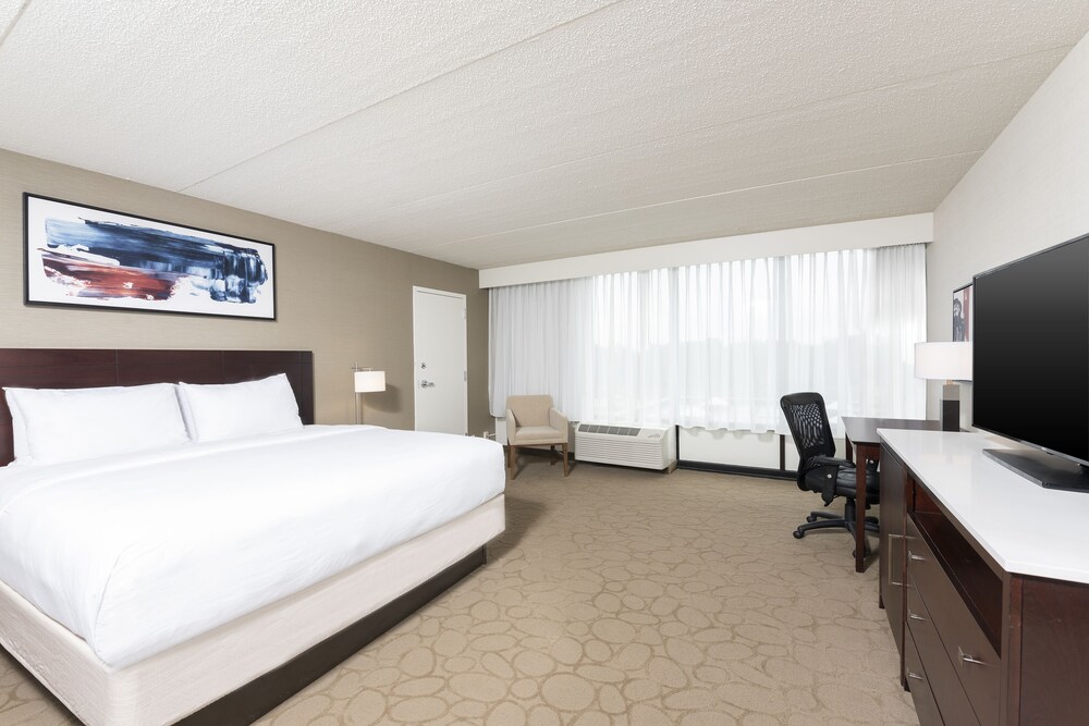 Delta Hotels by Marriott Kalamazoo Conference Center: 2019 Room Prices