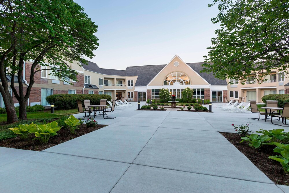 Four Points by Sheraton Buffalo Grove