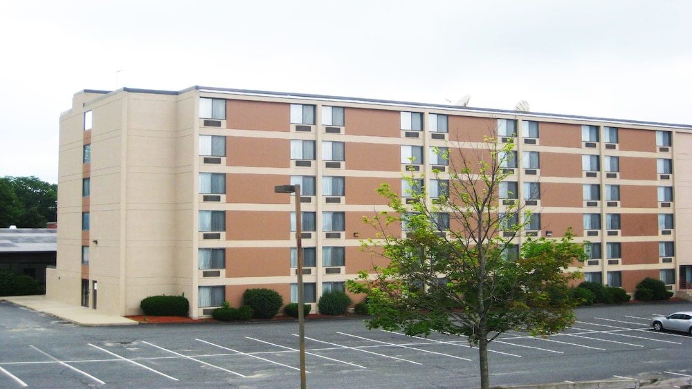 Magnuson Hotel Framingham in Framingham, United States