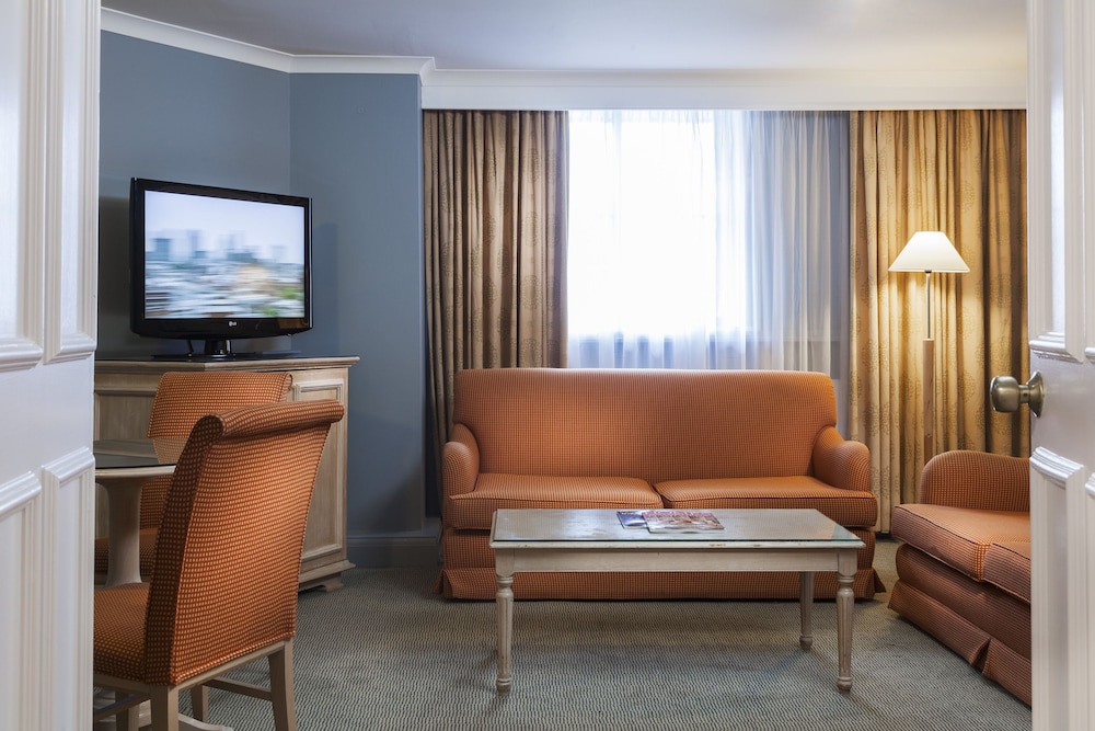 Holiday Inn London - Sutton, an IHG Hotel