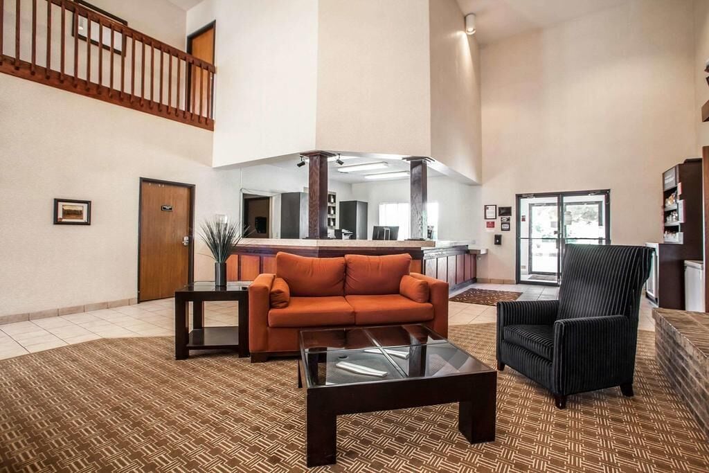 Comfort Suites Peoria I-74 in Peoria, United States