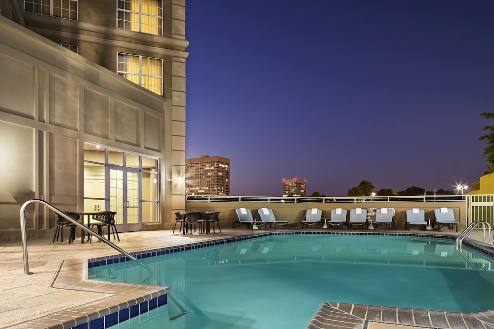 Sheraton Suites Galleria-Atlanta