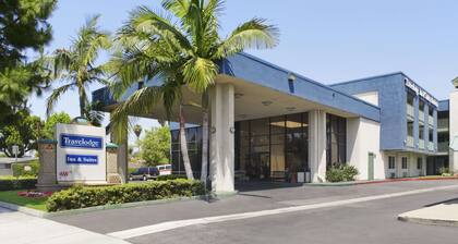 Travelodge Inn & Suites by Wyndham Anaheim on Disneyland Dr