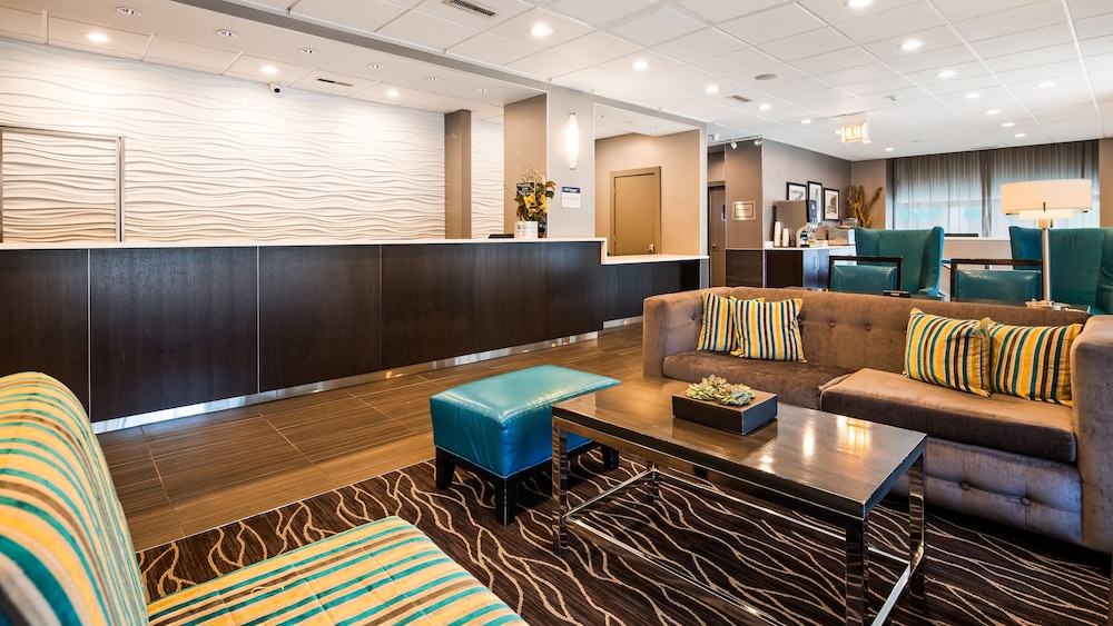 Best Western River North Hotel