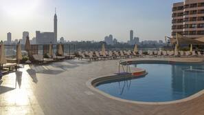 Outdoor pool, open 9:00 AM to 5:30 PM, sun loungers