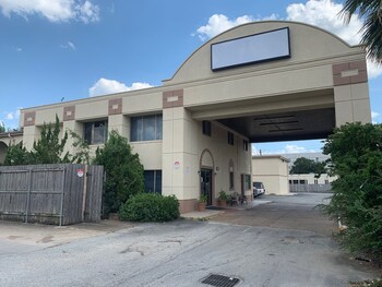 OYO Hotel Houston Galleria West