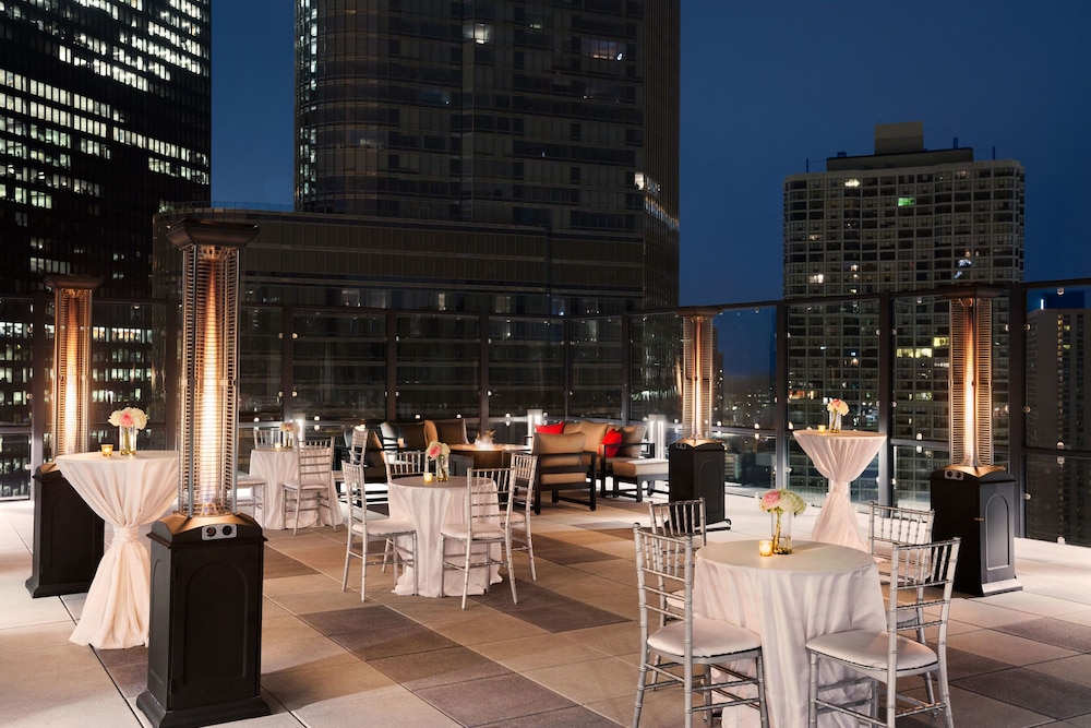 Outdoor banquet area, The Royal Sonesta Chicago Downtown