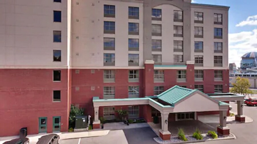 Country Inn & Suites by Radisson, Niagara Falls, ON