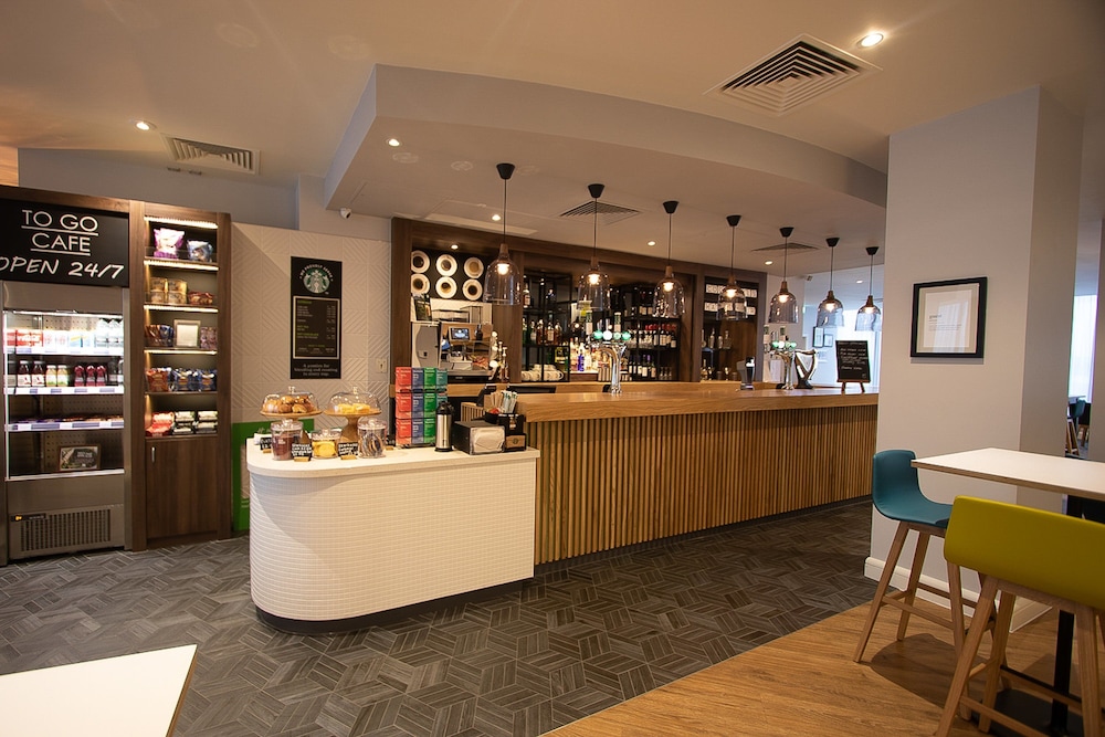 Bar (on property), Holiday Inn Preston, an IHG Hotel