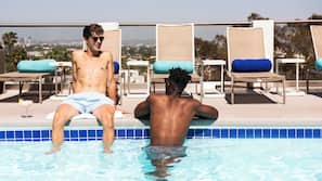 Piscina all'aperto