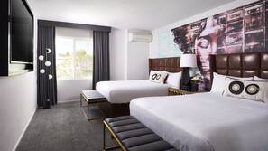 Biancheria da letto di alta qualità, materassi a doppio strato, minibar