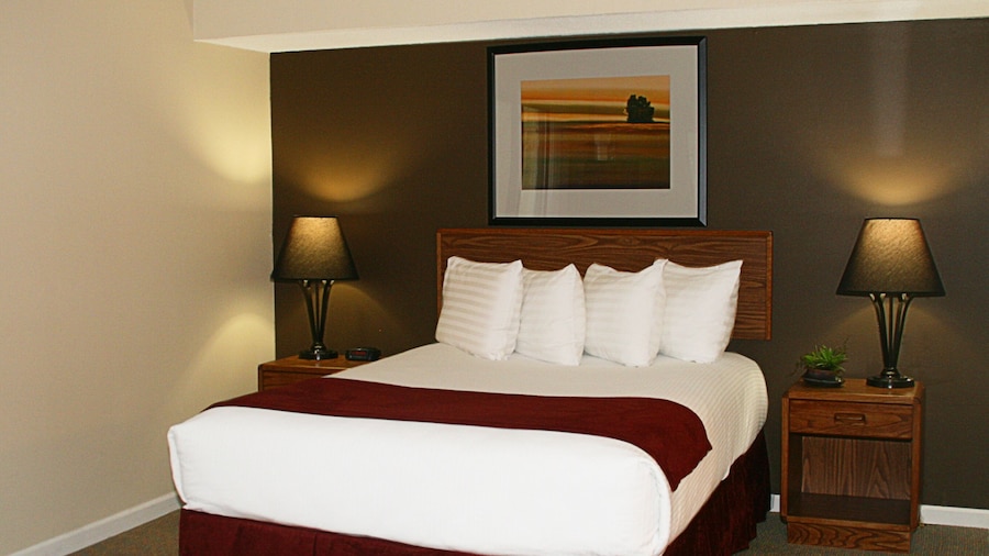 Sterling Hotel and Suites