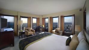 Egyptian cotton sheets, premium bedding, pillow top beds, minibar