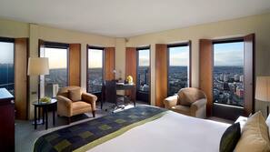Egyptian cotton sheets, premium bedding, pillow top beds, minibar