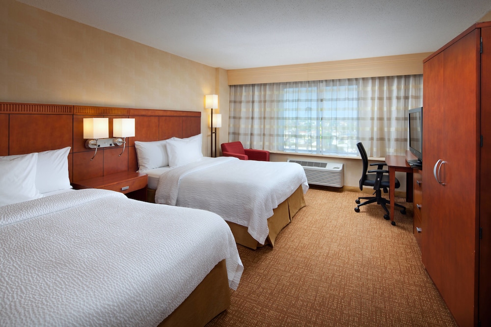 Courtyard by Marriott Baldwin Park 2019 Room Prices 135, Deals