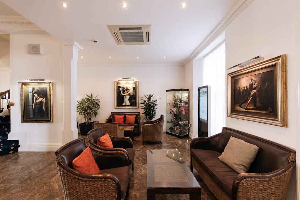 Lobby sitting area, The Palace Hotel & Spa