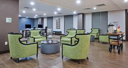 Holiday Inn Harrisburg East, an IHG Hotel