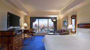 Premium bedding, minibar, in-room safe, desk