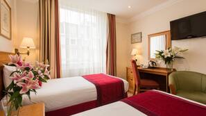 In-room safe, desk, iron/ironing board, free WiFi