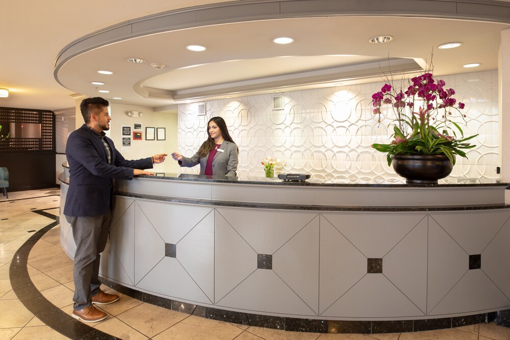 Lobby, Crowne Plaza Costa Mesa Orange County, an IHG Hotel