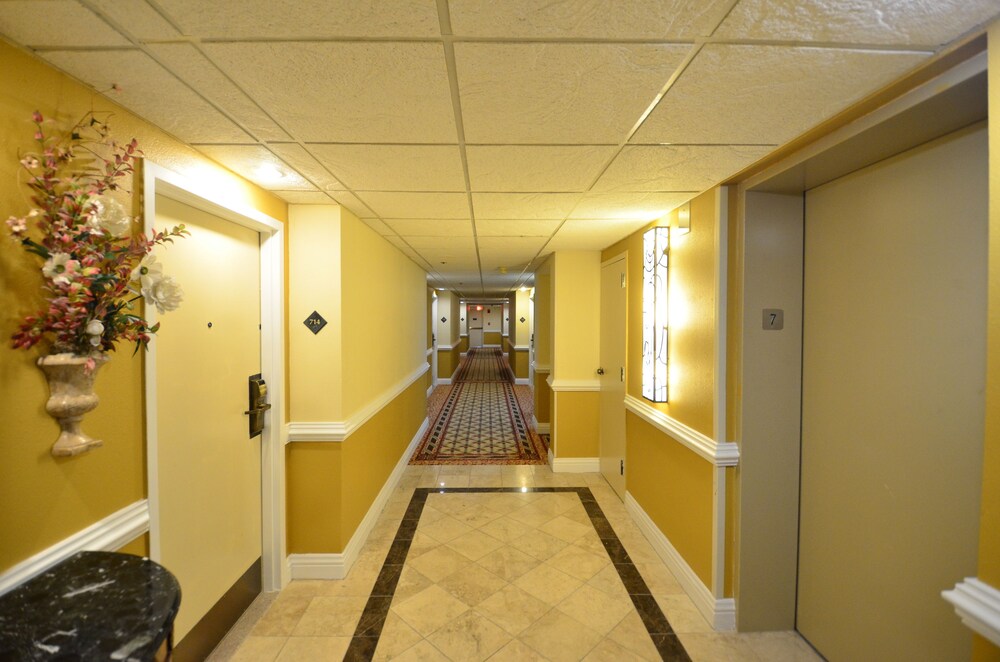 Holiday Inn Orlando East - UCF Area, an IHG Hotel