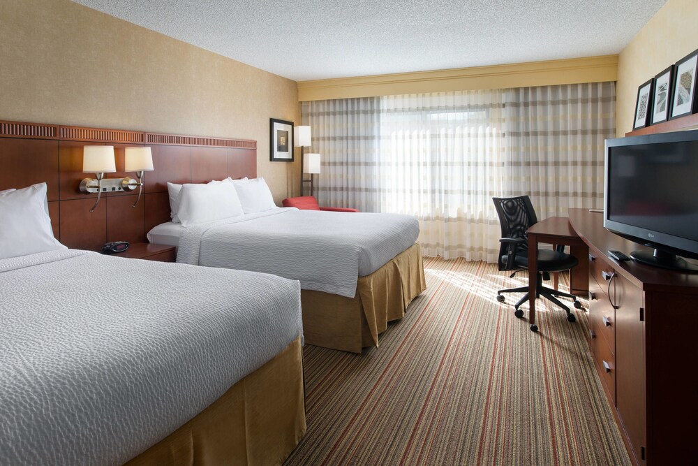 Courtyard by Marriott Sacramento Airport Natomas