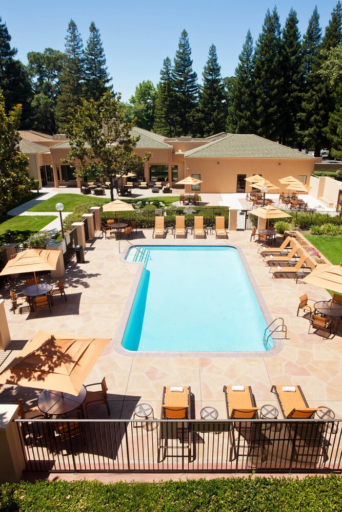 Courtyard by Marriott Sacramento Airport Natomas